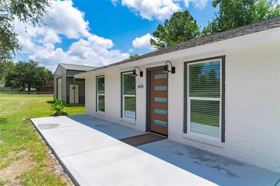 8428 Bissell Road, Manvel, TX 77578 - Image #3