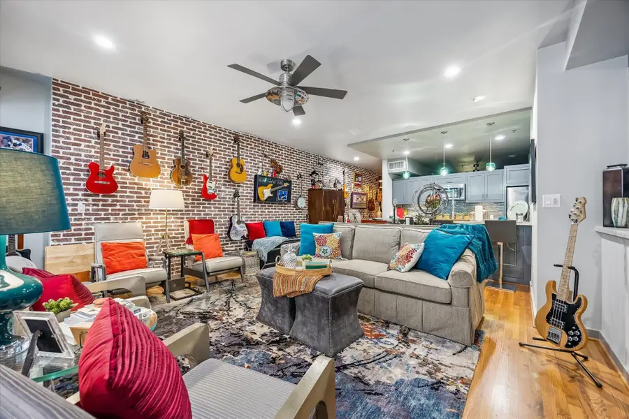 917 Main Street #506, Houston, TX 77002 - #2