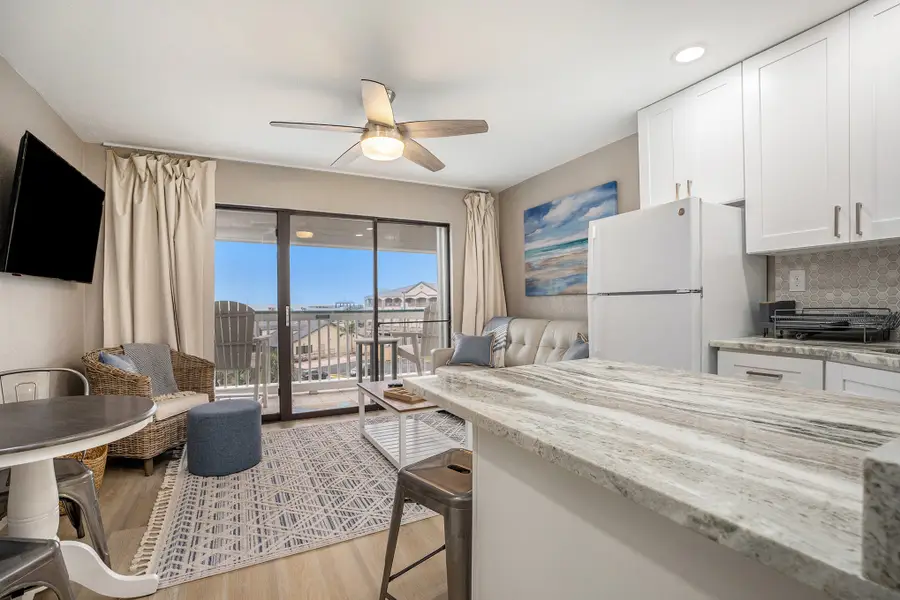 6102 Seawall Boulevard #390, Galveston, TX 77551 - #3