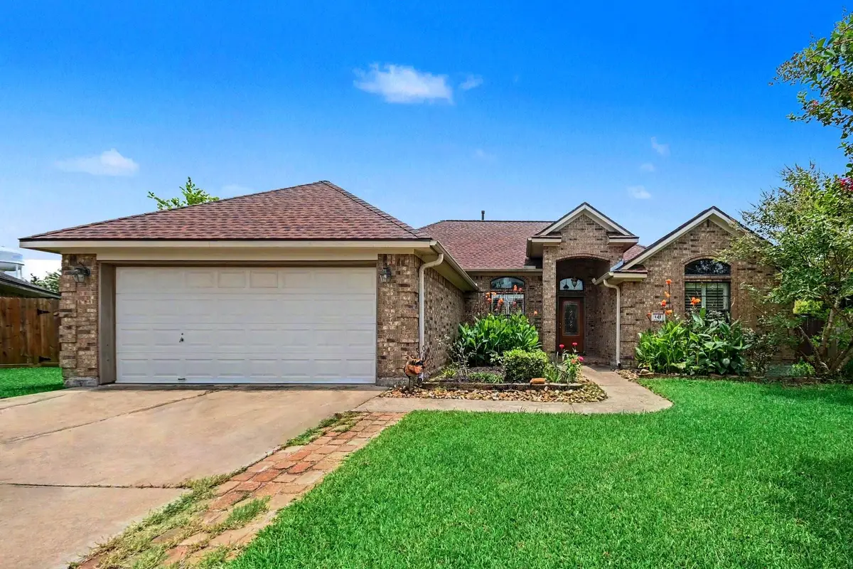 147 Eagle Nest Court, Richwood, TX 77566 - #1