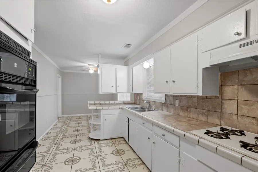 7421 Claiborne Street, Houston, TX 77016 - #2