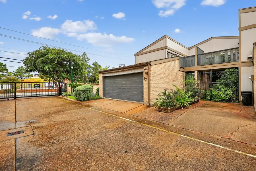 880 Tully Road #17, Houston, TX 77079 - Image #2