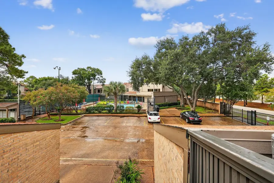 880 Tully Road #17, Houston, TX 77079 - Image #3