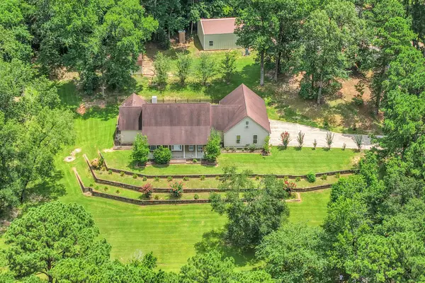 401 Hill Creek Drive, Coldspring, TX 77331