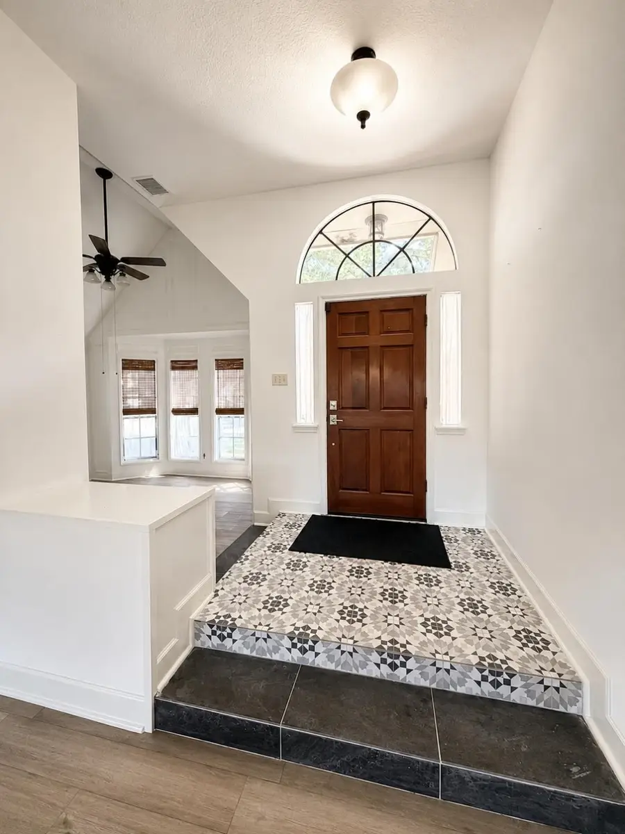 3207 Lee Circle Drive, Pearland, TX 77581 - #2