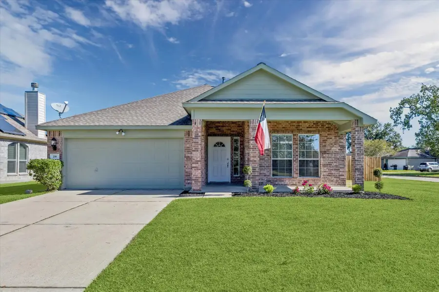 216 Seacrest Boulevard, League City, TX 77573 - Image #2