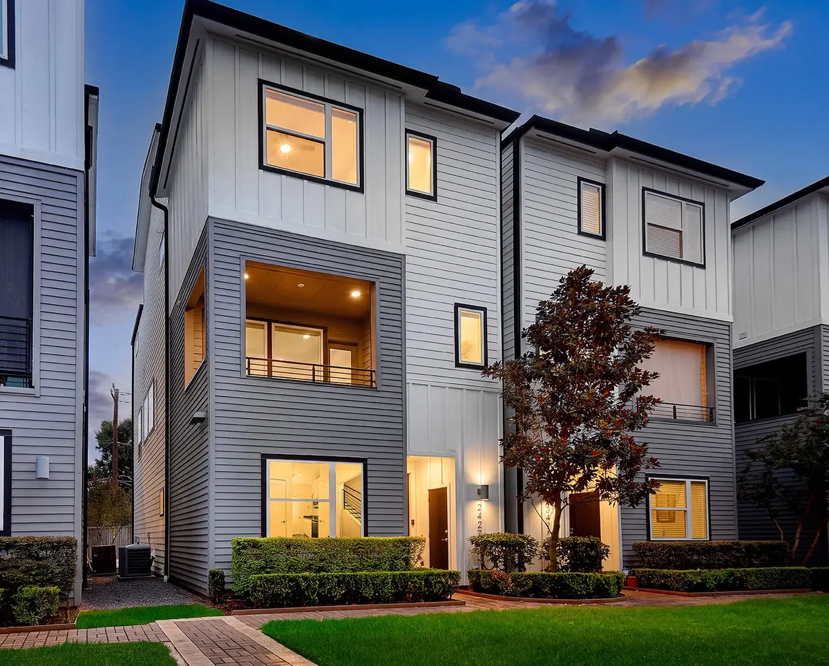 2427 W 11th Street, Houston, TX 77008 - #1