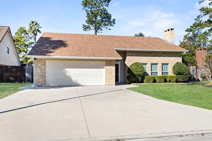 2208 Spring Oak Lane, Orange, TX 77632 - Image #3