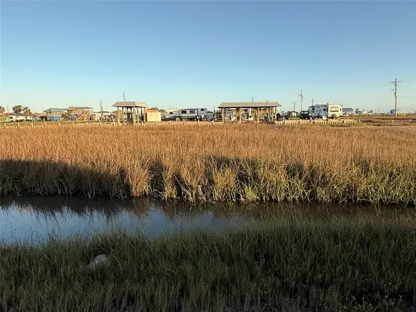 1110 Egret Point, Crystal Beach, TX 77650