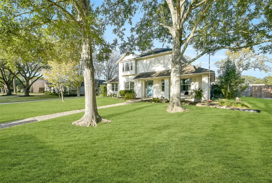 1905 Hunt Drive, Friendswood, TX 77546 - Image #3