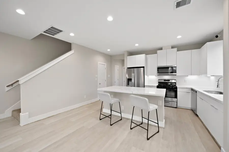 8672 Easthaven Boulevard, Houston, TX 77075 - #2