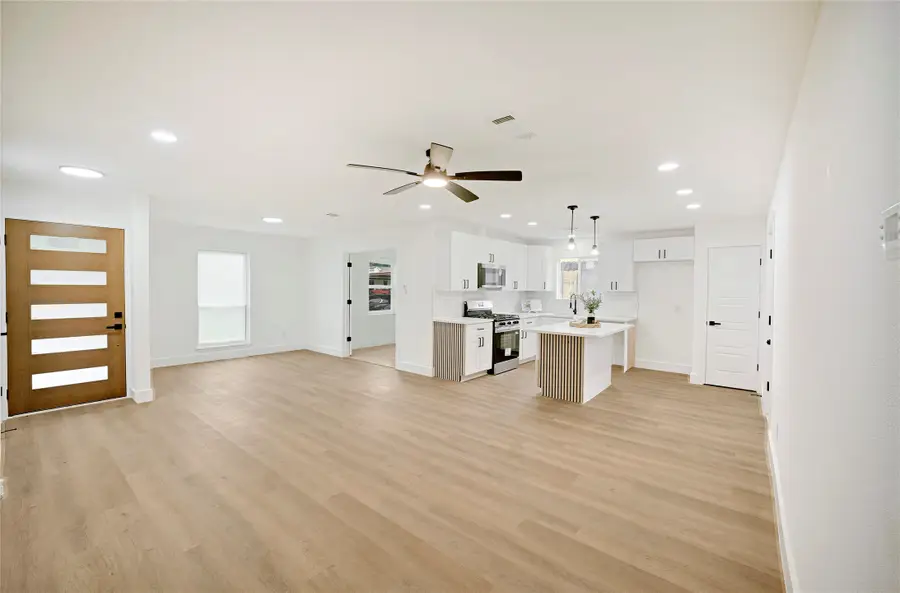 12930 Segrest Drive, Houston, TX 77047 - #3