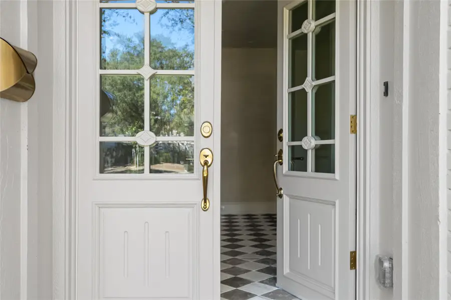 7811 Wickersham Lane, Houston, TX 77063 - Image #2