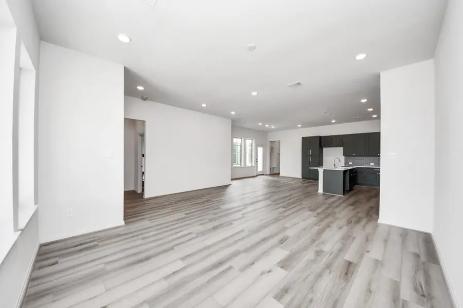 365 Legacy Point Drive #B, Sealy, TX 77474 - #3