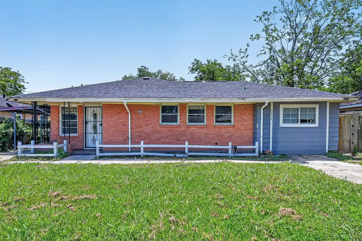 5934 Belmark Street, Houston, TX 77033 - #1