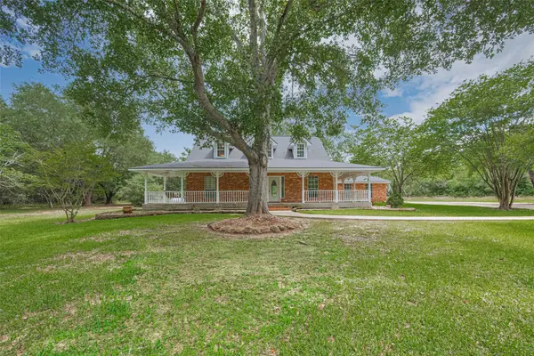 144 Pin Oak Lane, Hempstead, TX 77445