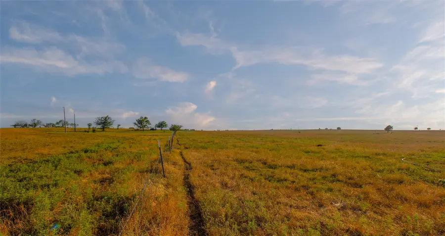 00 Cunningham, Nocona, TX 76255 - #2