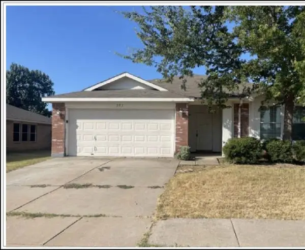 253 Pine Crest Drive, Justin, TX 76247
