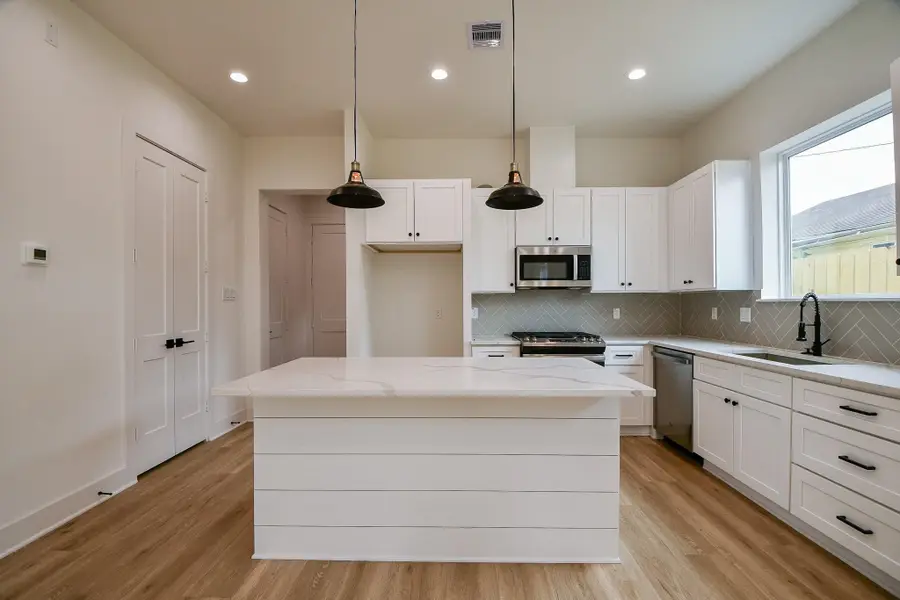 2305 Maury Street, Houston, TX 77026 - #2