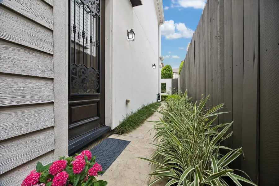 4517 Rose Street, Houston, TX 77007 - #2