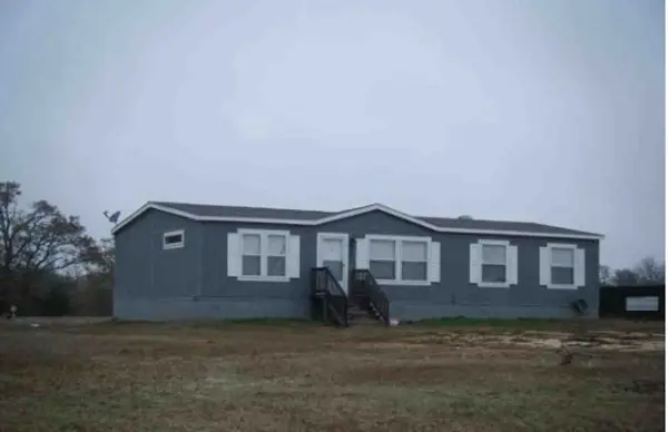 221 Casen Street, Dale, TX 78616