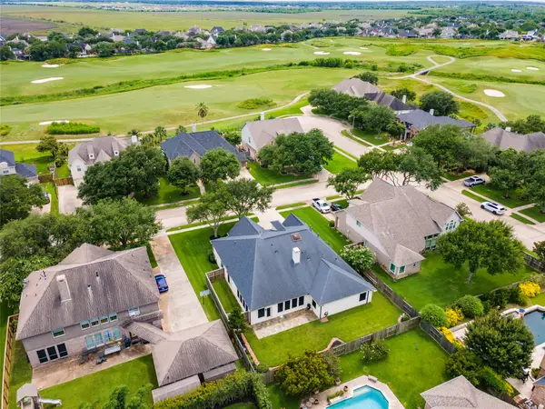 5307 Blue Cypress Lane, League City, TX 77573