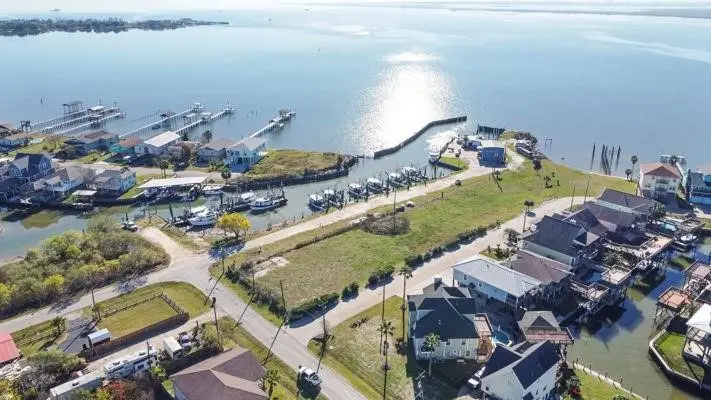 1212 Aqua Way Drive, Dickinson, TX 77539 - #2