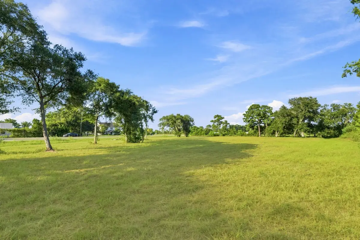 6255 Main Street, Hitchcock, TX 77563 - #1