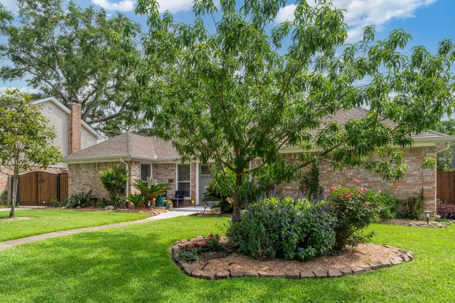 15110 Falling Creek Drive, Houston, TX 77068 - Image #3