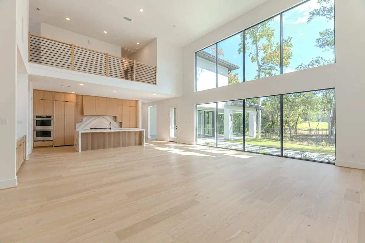 26 Squire Creek Way, The Woodlands, TX 77389 - Image #1