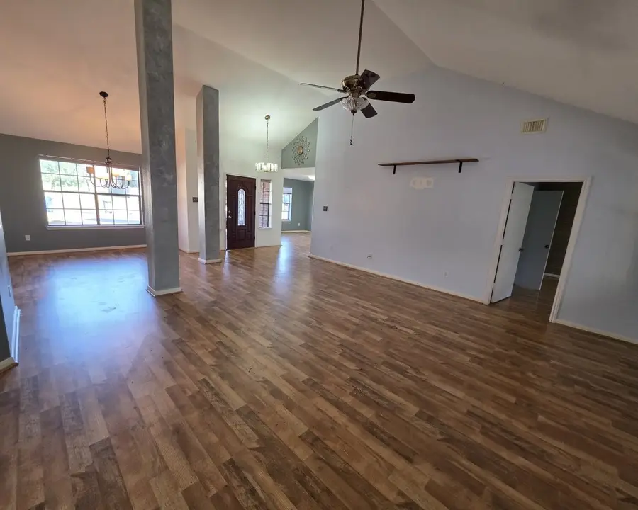 2571 Pinehurst Drive, West Columbia, TX 77486 - #2