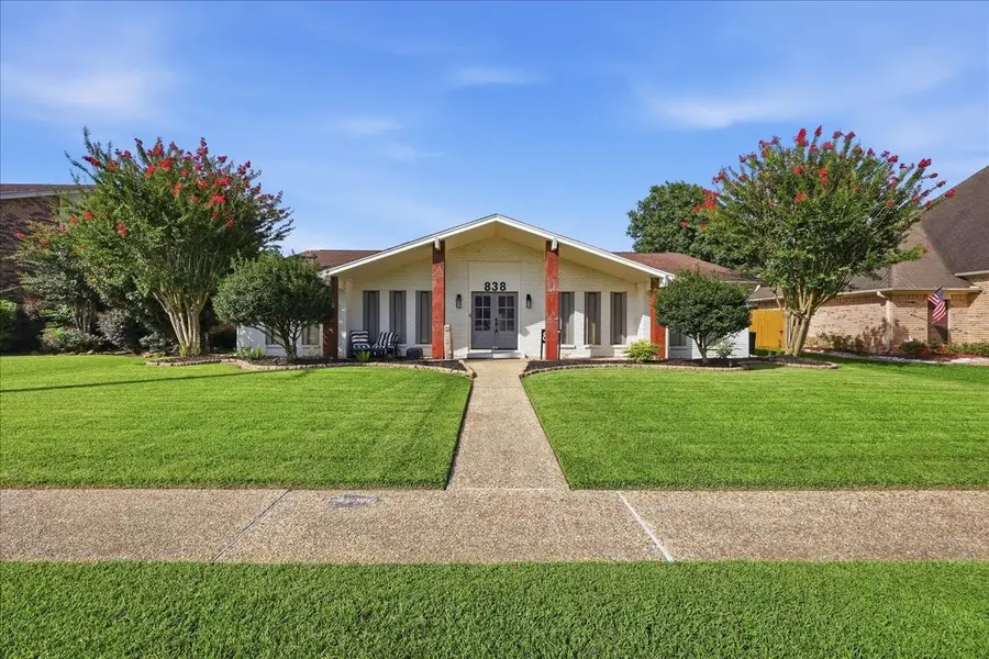 838 Texas Avenue, Port Neches, TX 77651 - #2