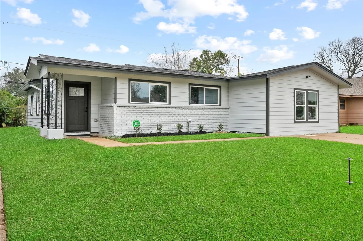 3816 Kaplan Drive, Pasadena, TX 77503 - Image #1