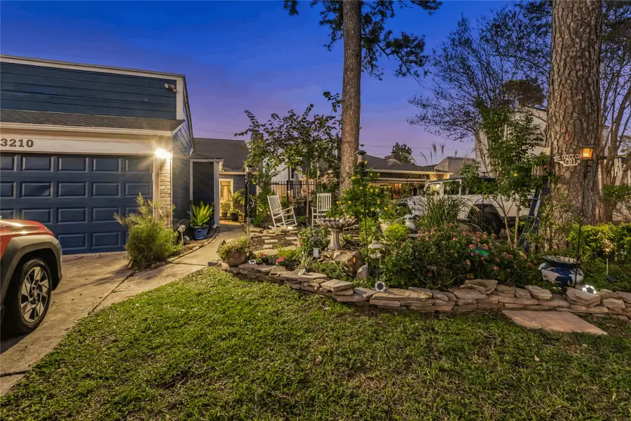 13210 Ravensway Drive, Cypress, TX 77429 - Image #2