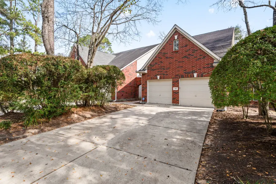 103 S Piper Trace, The Woodlands, TX 77381 - #2