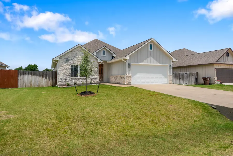 401 Brazos Bend, Snook, TX 77879 - #2