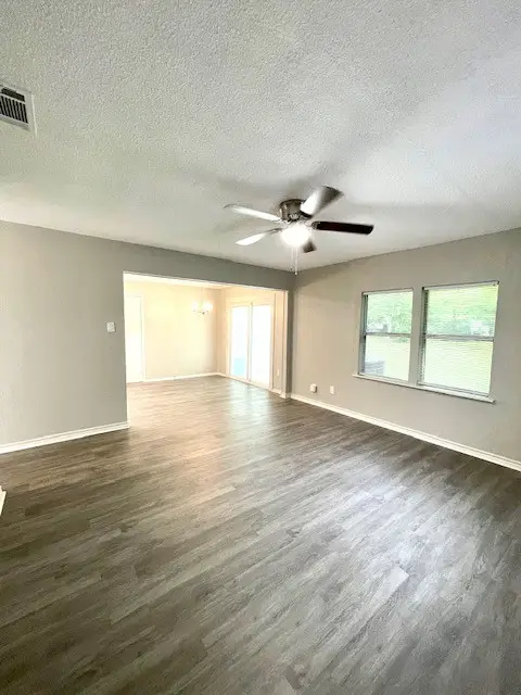 2918 3rd Avenue N, Texas City, TX 77590 - Image #2