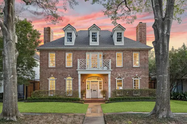 1831 Wroxton Road, Houston, TX 77005