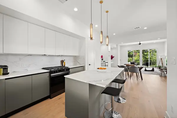 1607 Barbee Street, Houston, TX 77004