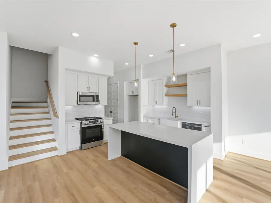 2604 - 2606 Winbern Street, Houston, TX 77004 - Image #3