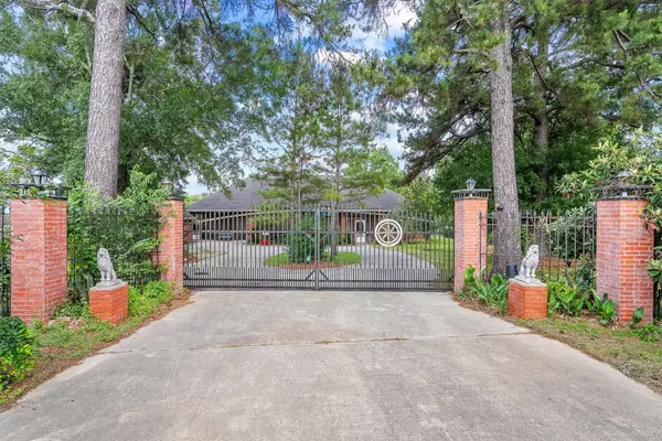 21719 Mueschke Road, Tomball, TX 77377