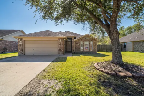 11731 Santa Fe Trail, Santa Fe, TX 77510