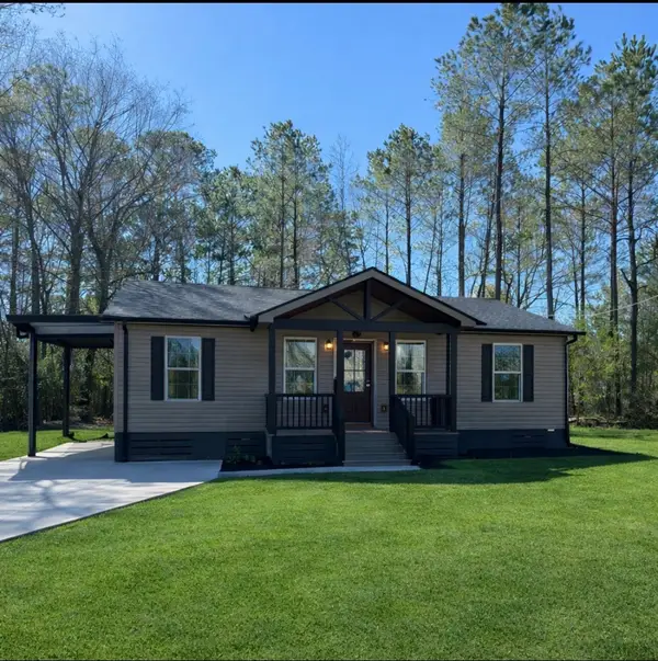 7926 Hawthorne Lane, Plantersville, TX 77363