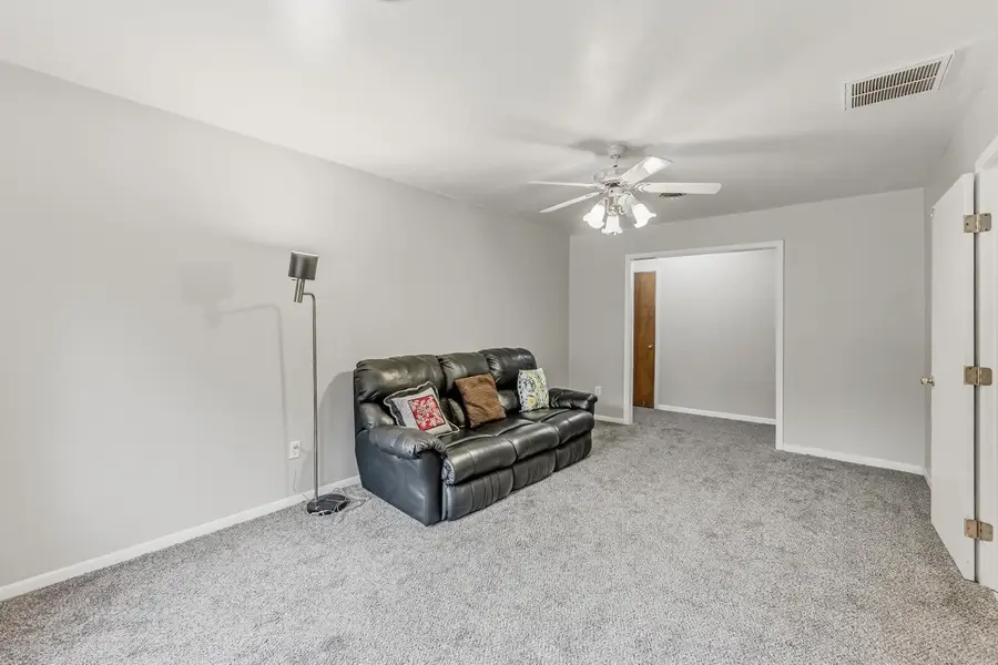 1207 21st Street, Huntsville, TX 77340 - #3