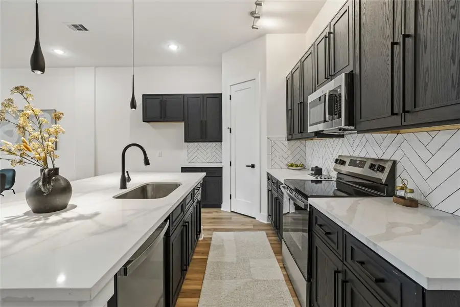 4661 Phlox Street, Houston, TX 77051 - #3