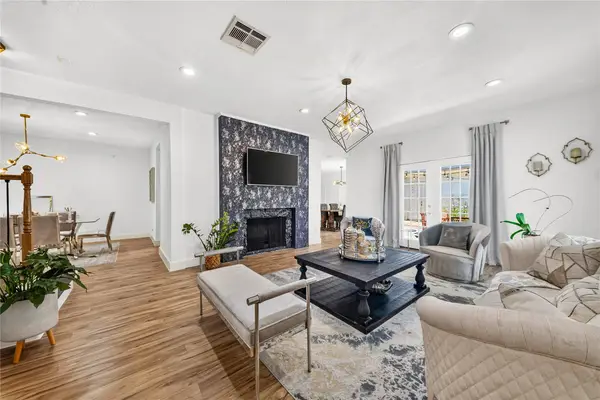 444 E Fair Harbor Lane, Houston, TX 77079