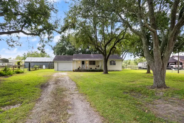 11325 32nd Street, Santa Fe, TX 77510
