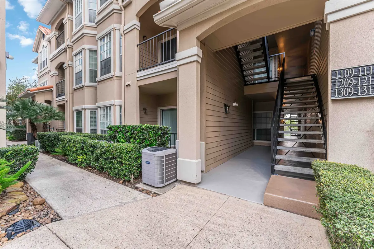 3231 Allen Parkway #1211, Houston, TX 77019 - Image #1