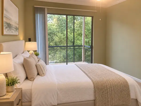 4515 Briar Hollow Place #302, Houston, TX 77027