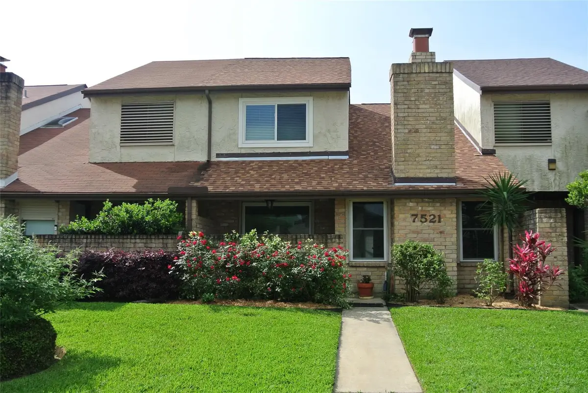 7521 Beaudelaire Circle, Galveston, TX 77551 - Image #1